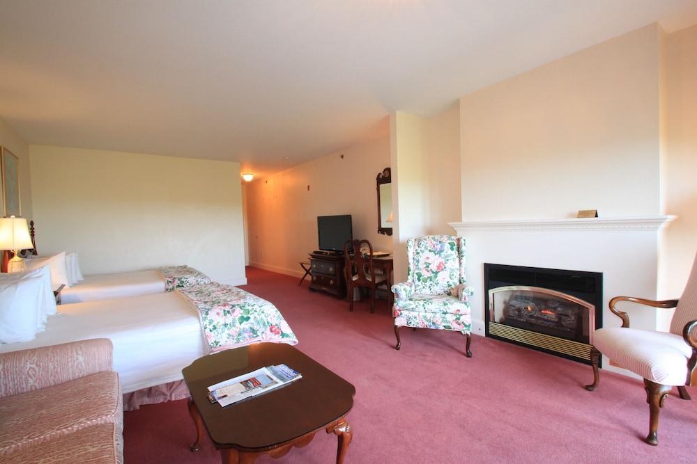 Bluenose - Hotel