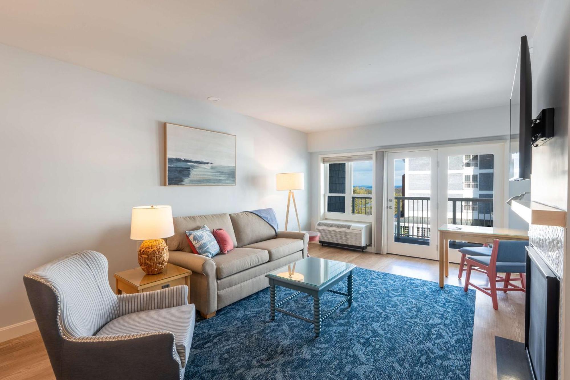 Hotel Bluenose - 4*