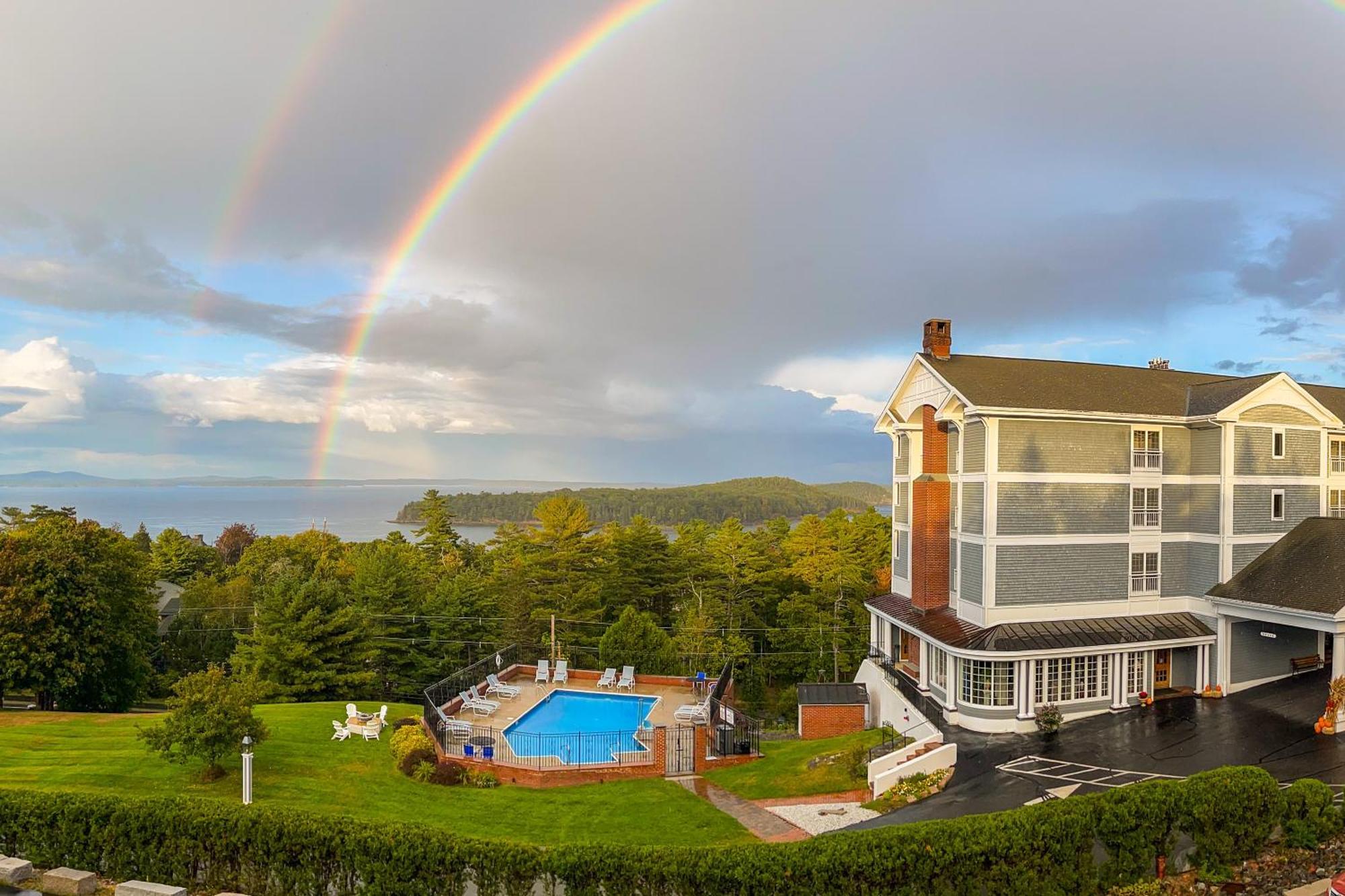 Hotel Bluenose -